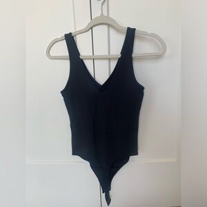 Abercrombie V Neck Tank Black Bodysuit size S